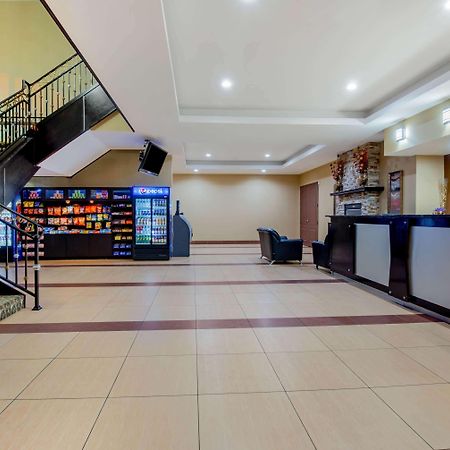 La Quinta Inn By Wyndham West Long Branch Nj Shore Area Экстерьер фото