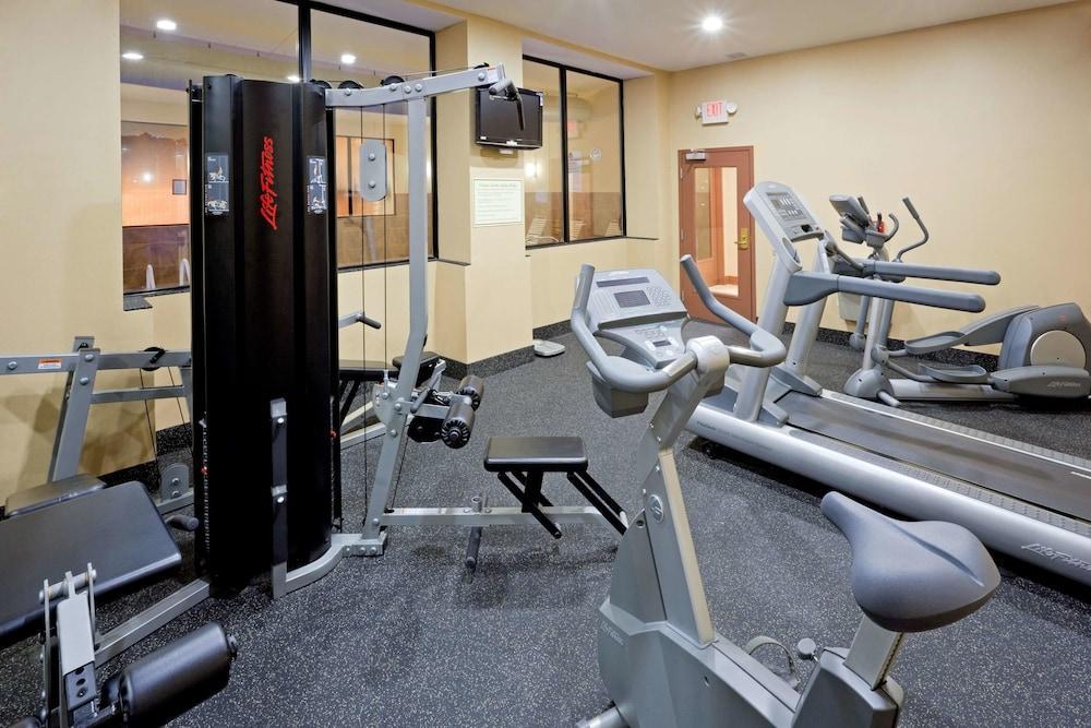 La Quinta Inn By Wyndham West Long Branch Nj Shore Area Экстерьер фото