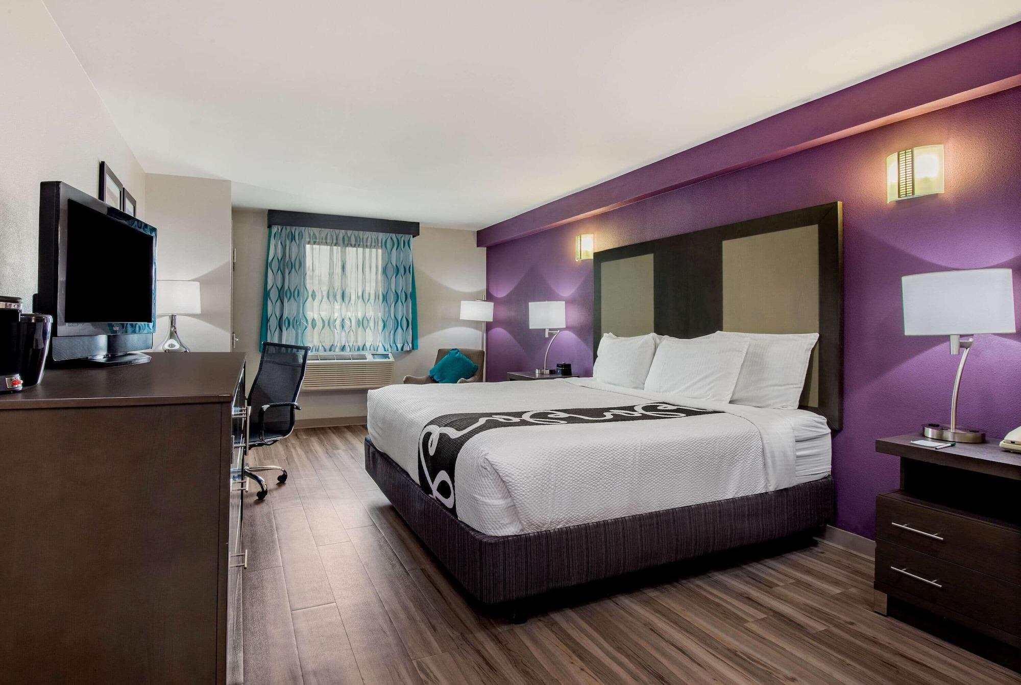 La Quinta Inn By Wyndham West Long Branch Nj Shore Area Экстерьер фото